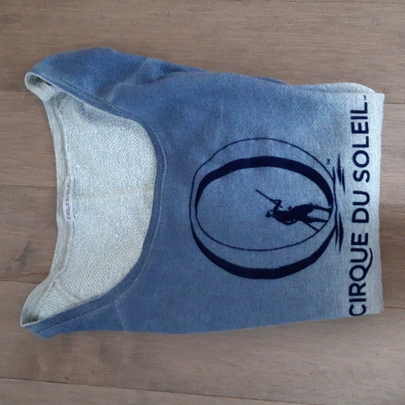 Brand new Cirque du Soleil O ombré Dip Dyed sweatshirt - Picture 3 of 6